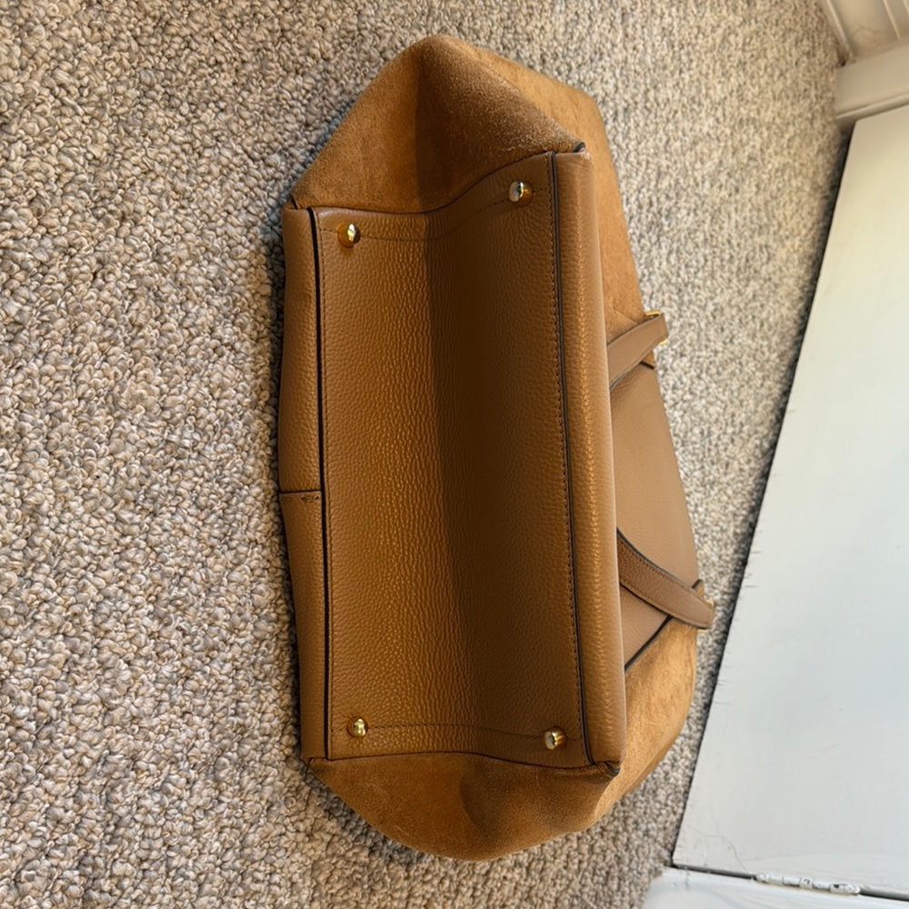 Tory Burch Brown Leather Tote - Open to Offers! - Picture 4 of 10